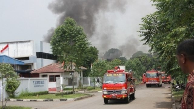 Kebakaran Pabrik Tiner